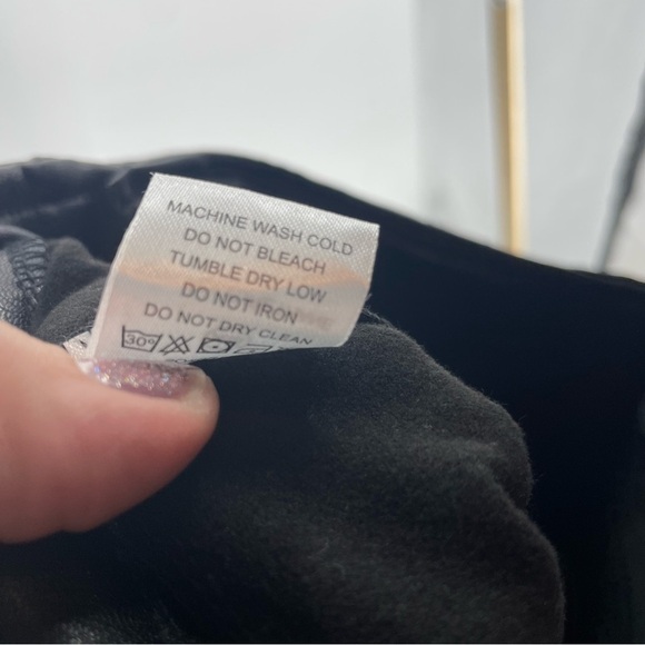 FASHION NOVA Katiana Faux Leather Flare Pants Black Size XS - Picture 9 of 9